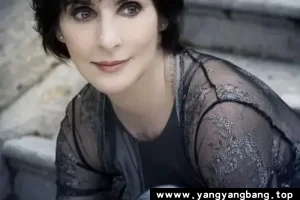 《恩雅》全部专辑歌曲无损音乐合集[MP3/FLAC/8GB]百度网盘下载